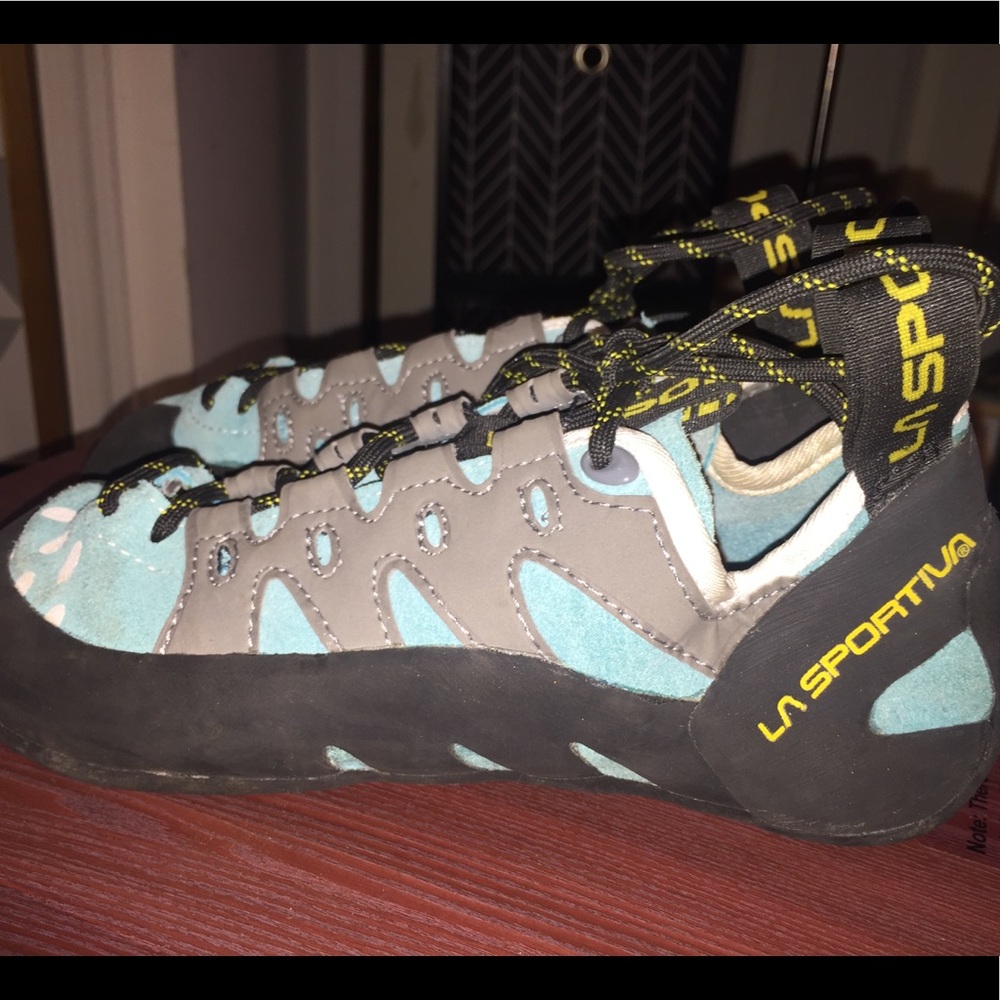 Women's La Sportiva Rock Climbing Shoe.